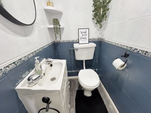 WC- click for photo gallery